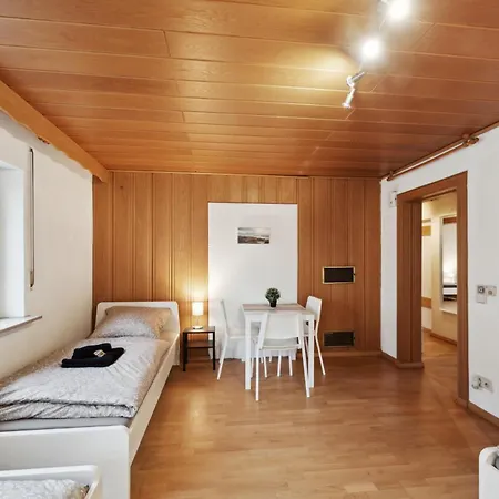 Home2stay Apartmenthaus Waiblingen City Kitchen,wifi,parking *** Διαμέρισμα *