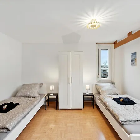 Home2stay Apartmenthaus Waiblingen City Kitchen,wifi,parking *** Διαμέρισμα *