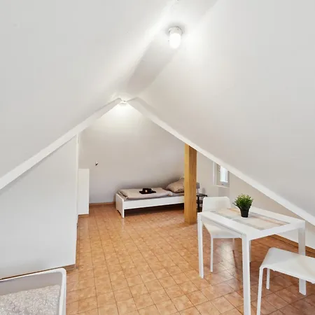 Home2stay Apartmenthaus Waiblingen City Kitchen,wifi,parking *** Διαμέρισμα Βάιμπλινγκεν