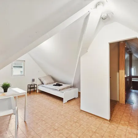 Home2stay Apartmenthaus Waiblingen City Kitchen,wifi,parking *** Διαμέρισμα